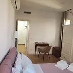 Piccola Domus بيت للعطل *