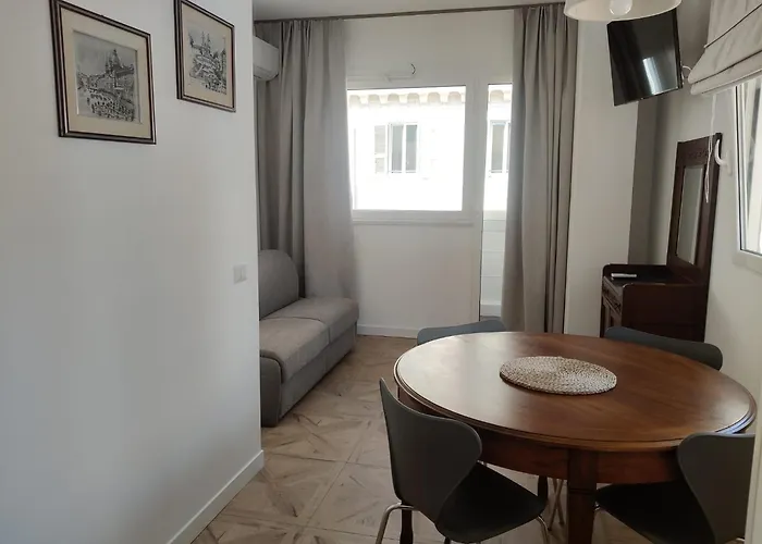 Piccola Domus * Rome